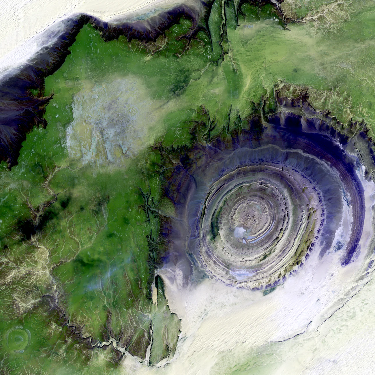 Imagen satelital en falso color del desierto de Maur Adrar